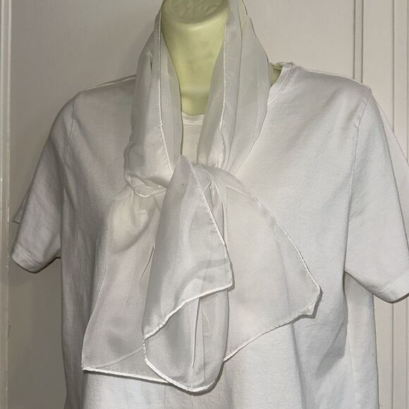 Vintage 60s/70s Berkshire Handkerchief Co Sheer White Polyester Scarf - Picture 2 of 6